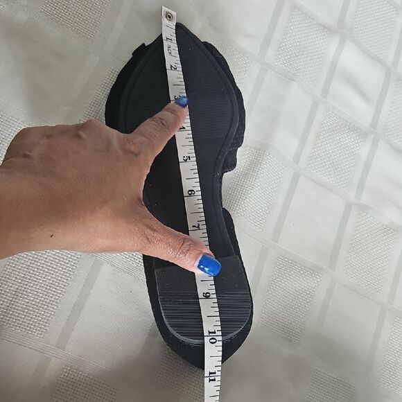 Torrid Black Women's Shoes with Floral Detail - Picture 5 of 16